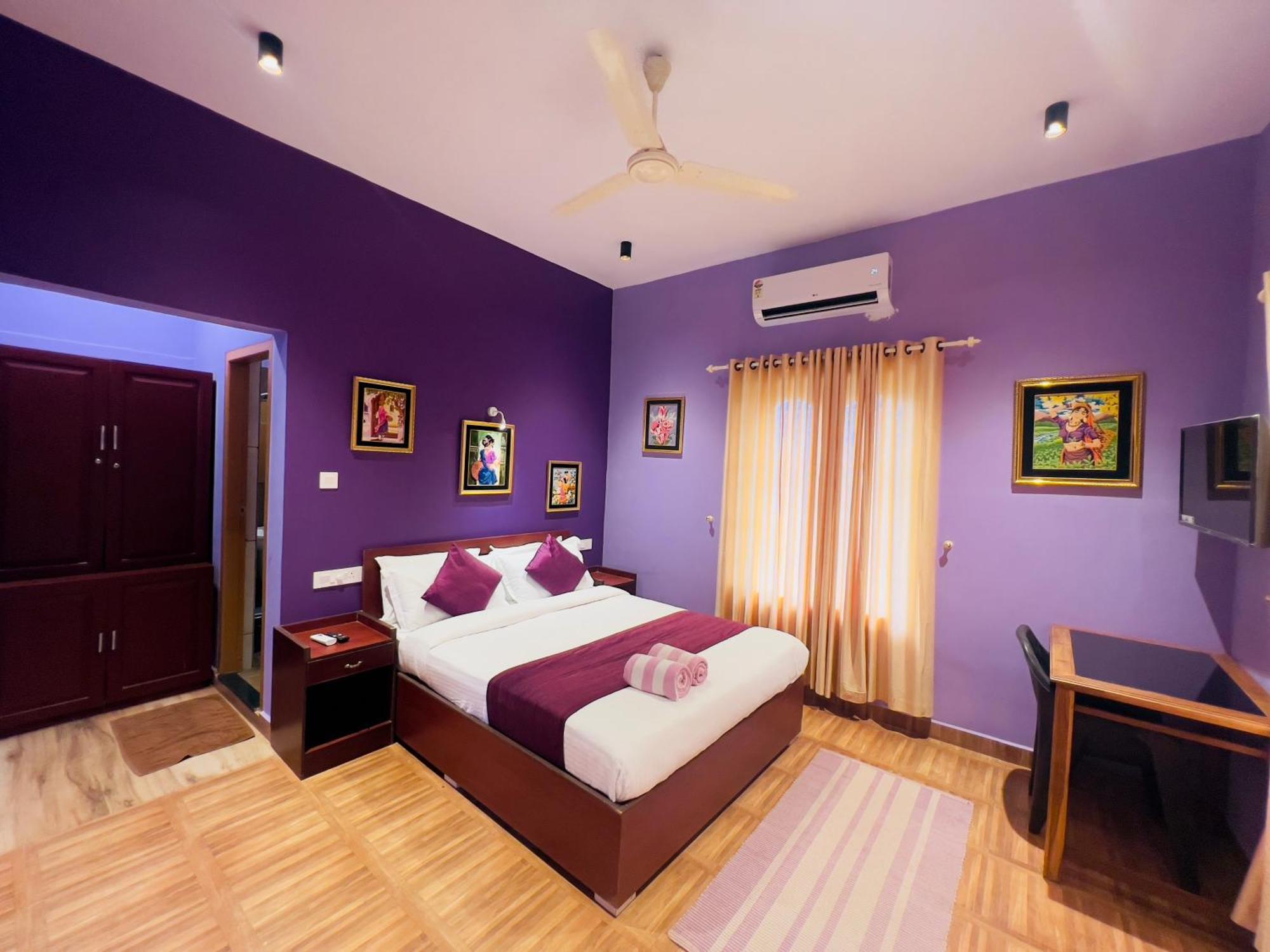 Munnar Blue Mist Bed & Breakfast Dış mekan fotoğraf