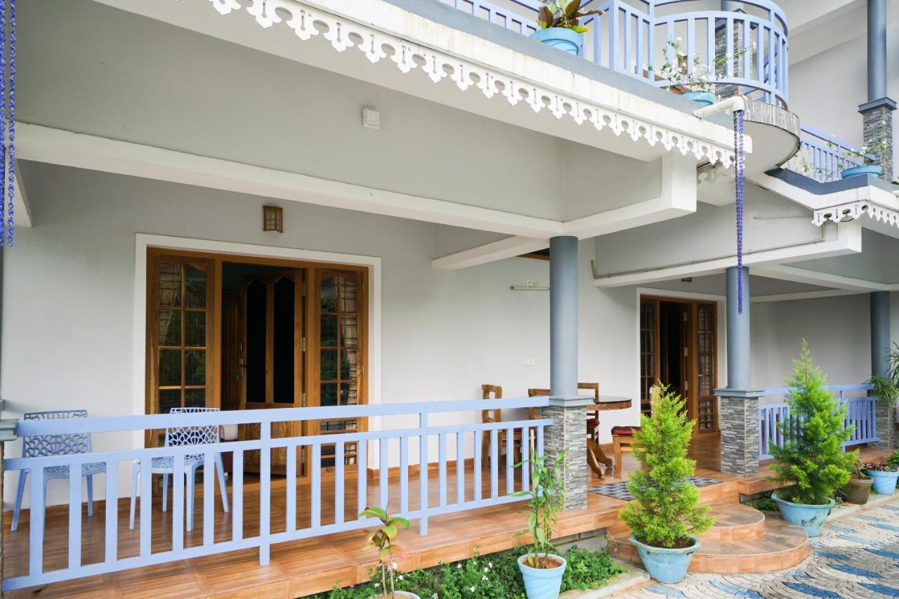 Munnar Blue Mist Bed & Breakfast Dış mekan fotoğraf